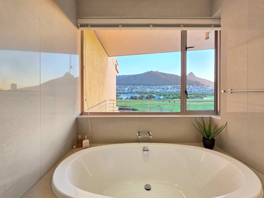 3 Bedroom Property for Sale in Mouille Point Western Cape